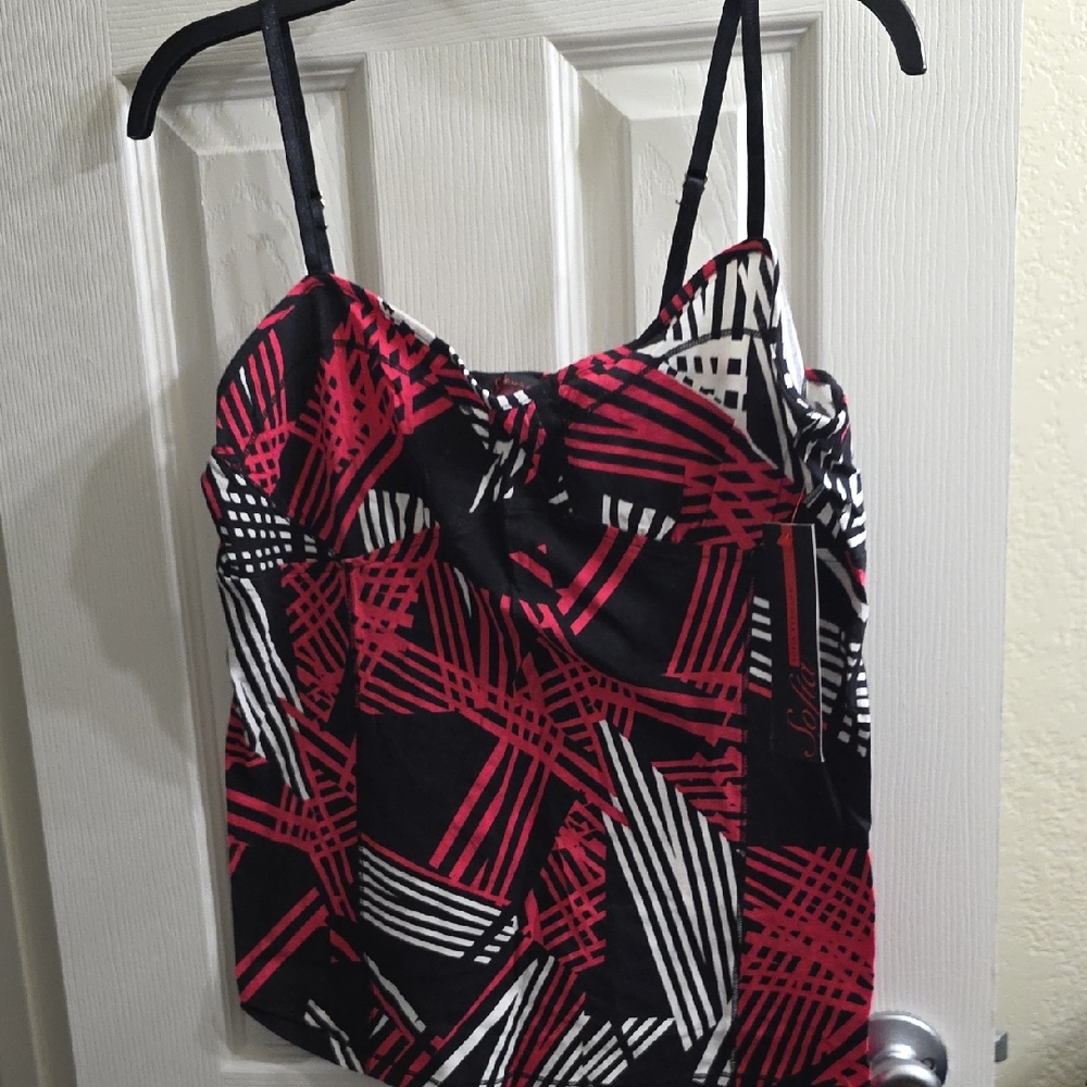 sofia by sofia vergara Black, Pink & White Geometric Print Cami